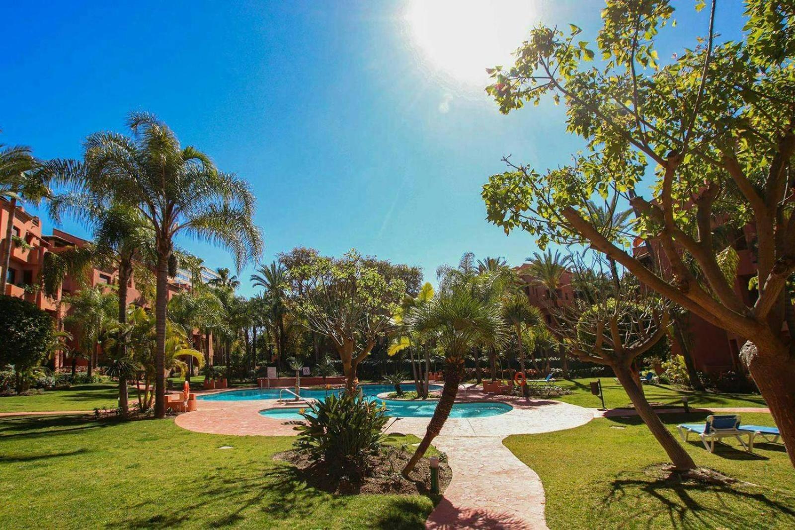 Appartamento Piso 4 Hab. - Elviria Playa Marbella Esterno foto