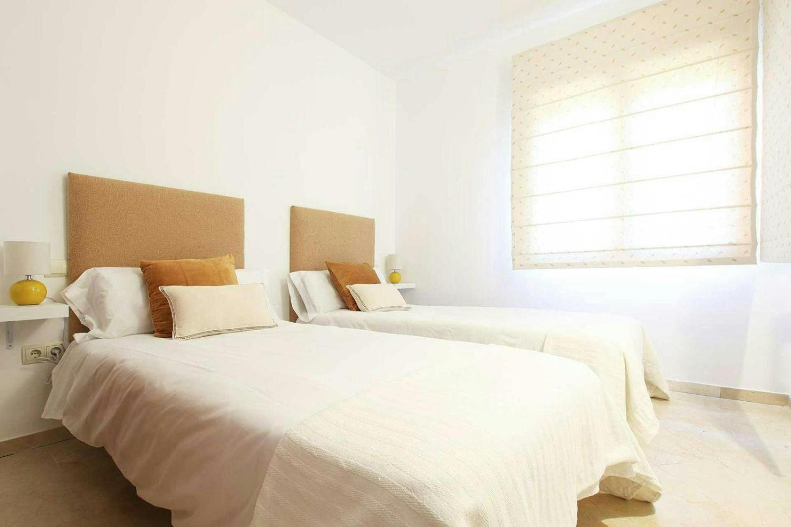 Appartamento Piso 4 Hab. - Elviria Playa Marbella Esterno foto
